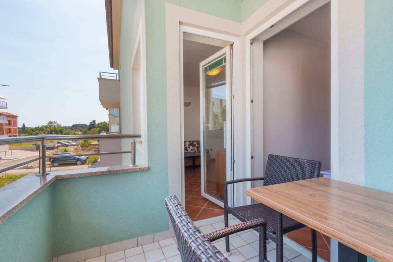 Apartments Riva เมดูลิน ภายนอก รูปภาพ