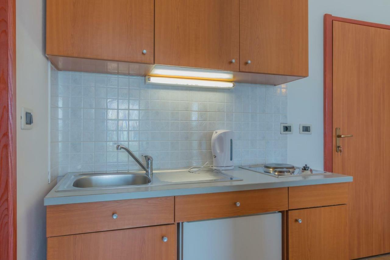 Apartments Riva เมดูลิน ภายนอก รูปภาพ