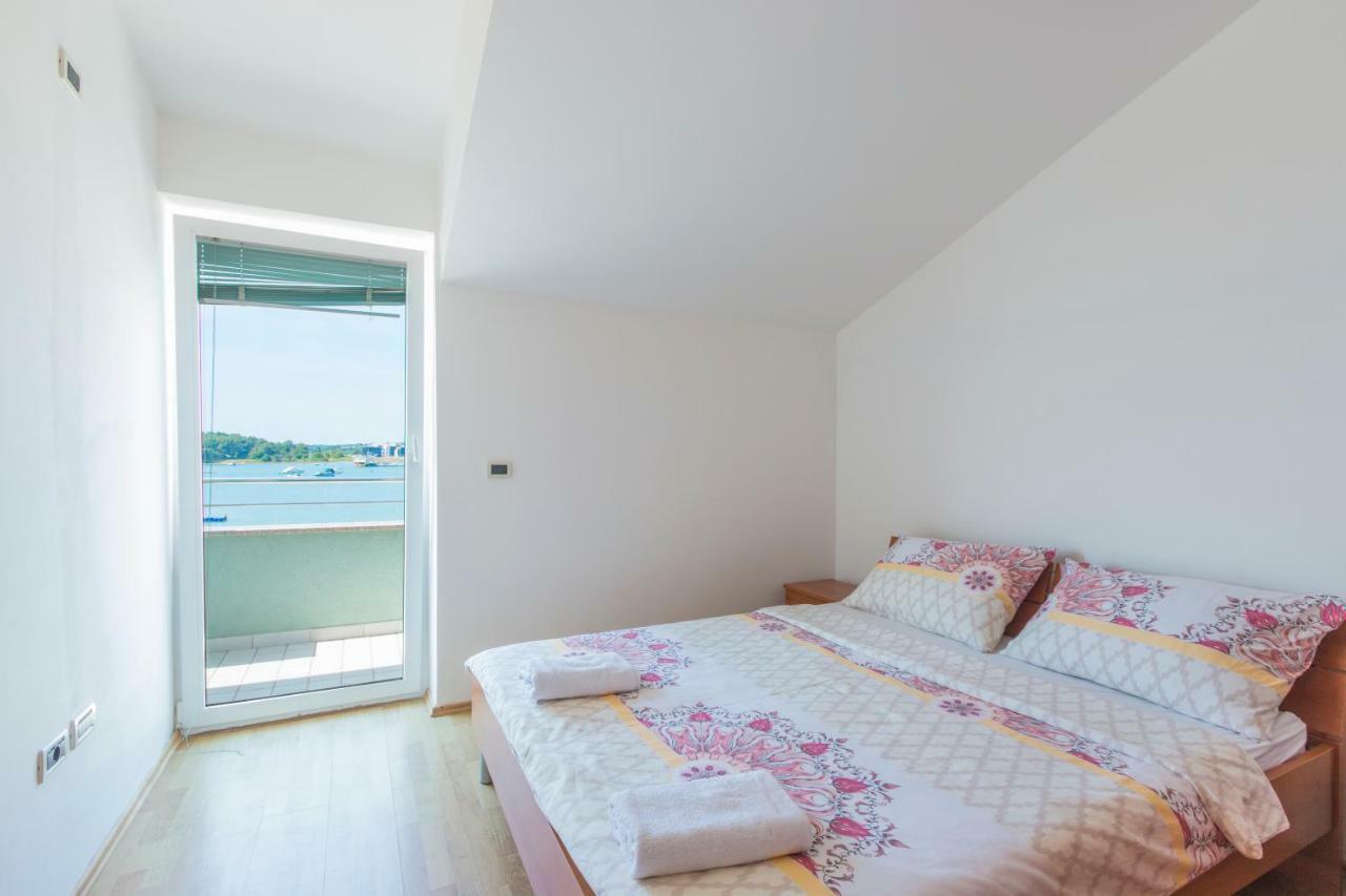 Apartments Riva เมดูลิน ภายนอก รูปภาพ